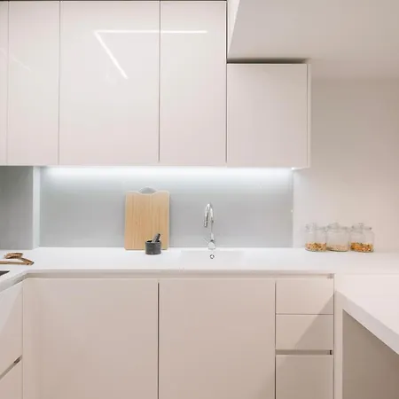 Aveiro - 3 Bedrooms And Terrace In Amoreiras * Lisbona