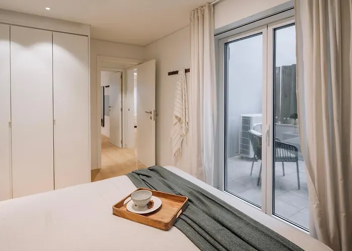 Lägenhet Aveiro - 3 Bedrooms And Terrace In Amoreiras *